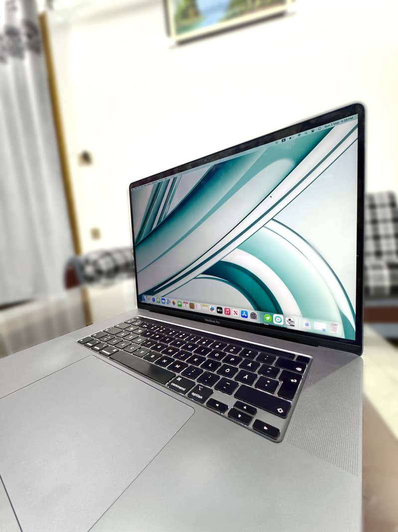 MacBook Pro 2019 1