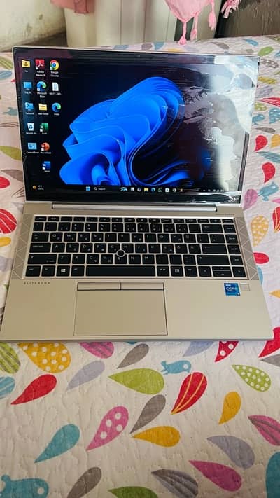 hp 840 g8