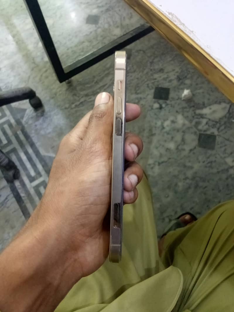 IPHONE 12 PRO 3