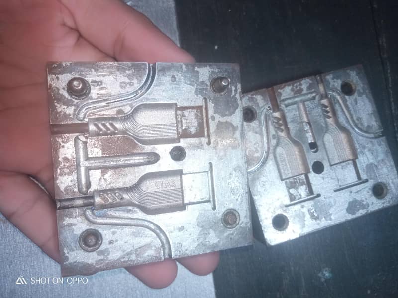 hand molding machine 3