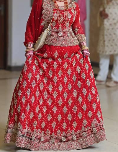 Bridal lehnga/ First day bridal lehnga/ Barat Lehnga