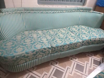 3 seater + 1 seat slightly used, almost new condition