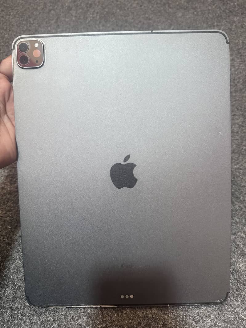iPad Pro 12.9 inch 4th generation 3