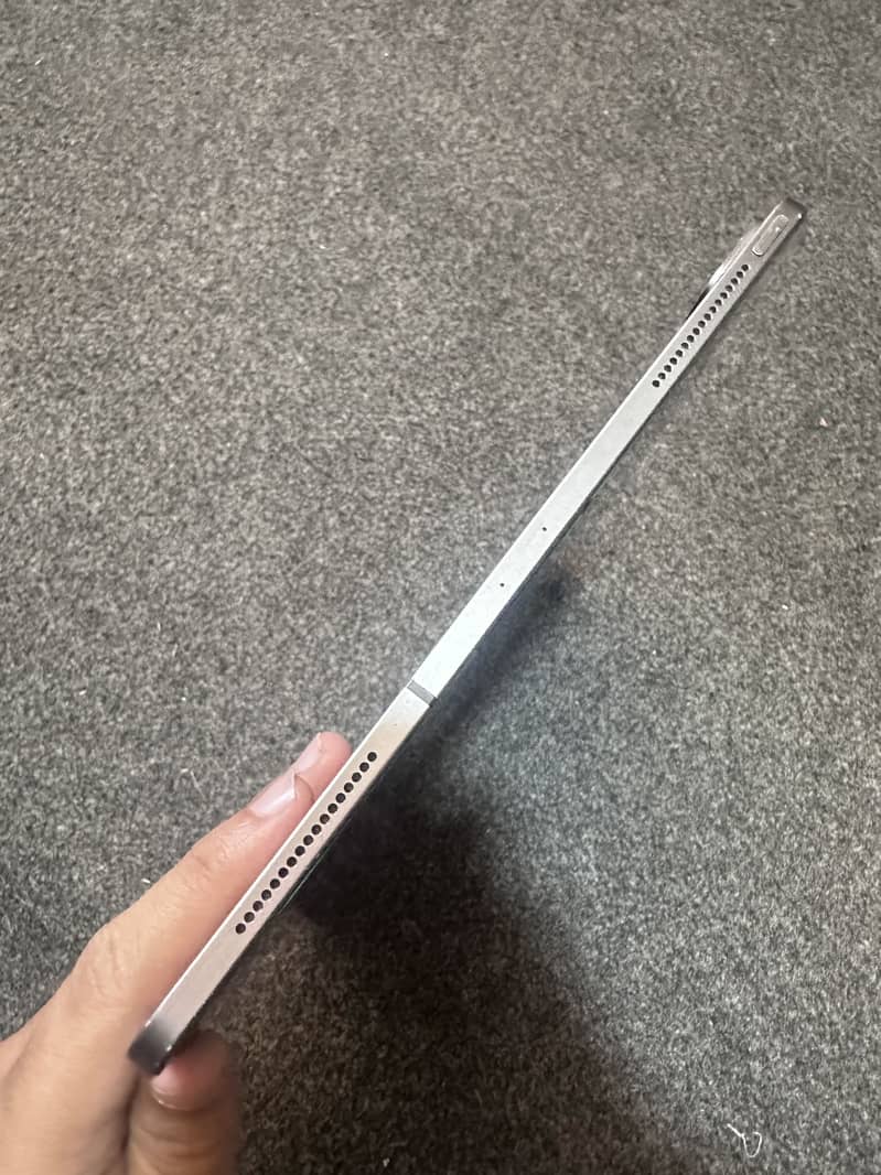 iPad Pro 12.9 inch 4th generation 8