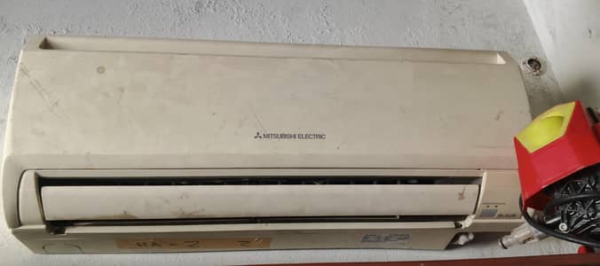 Title: Mitsubishi 1.5 Ton Split AC (Non-Inverter) - Perfect Working