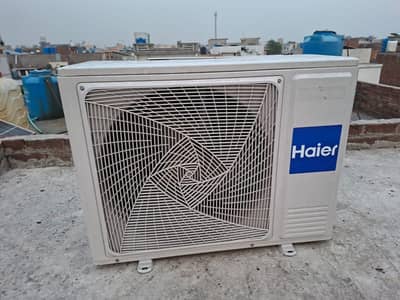 Assalamualaikum Hair AC DC inviter 1.5 ton excellent condition
