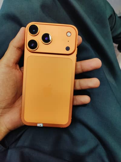 Iphone 11 convert 17 pro total genuine 10/10 condition