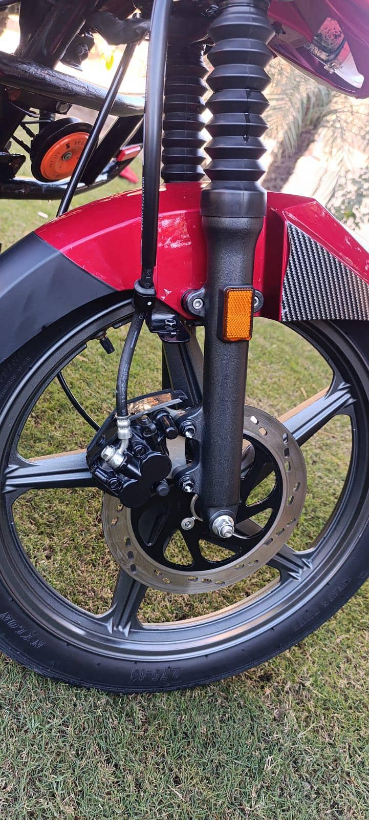 Suzuki 4