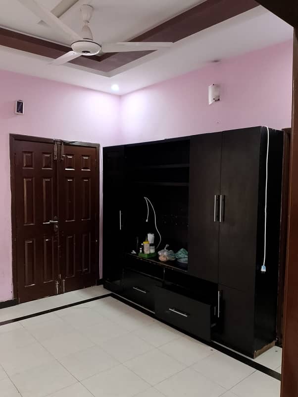 9 Marla Ground Portion With All Basic Necessities 2