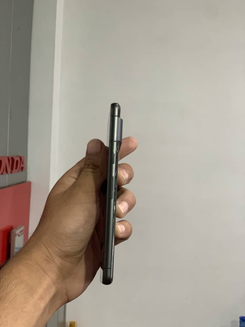 Google Pixel 7 4