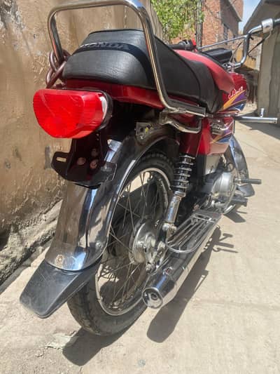 Honda CD 70 - 2006 model