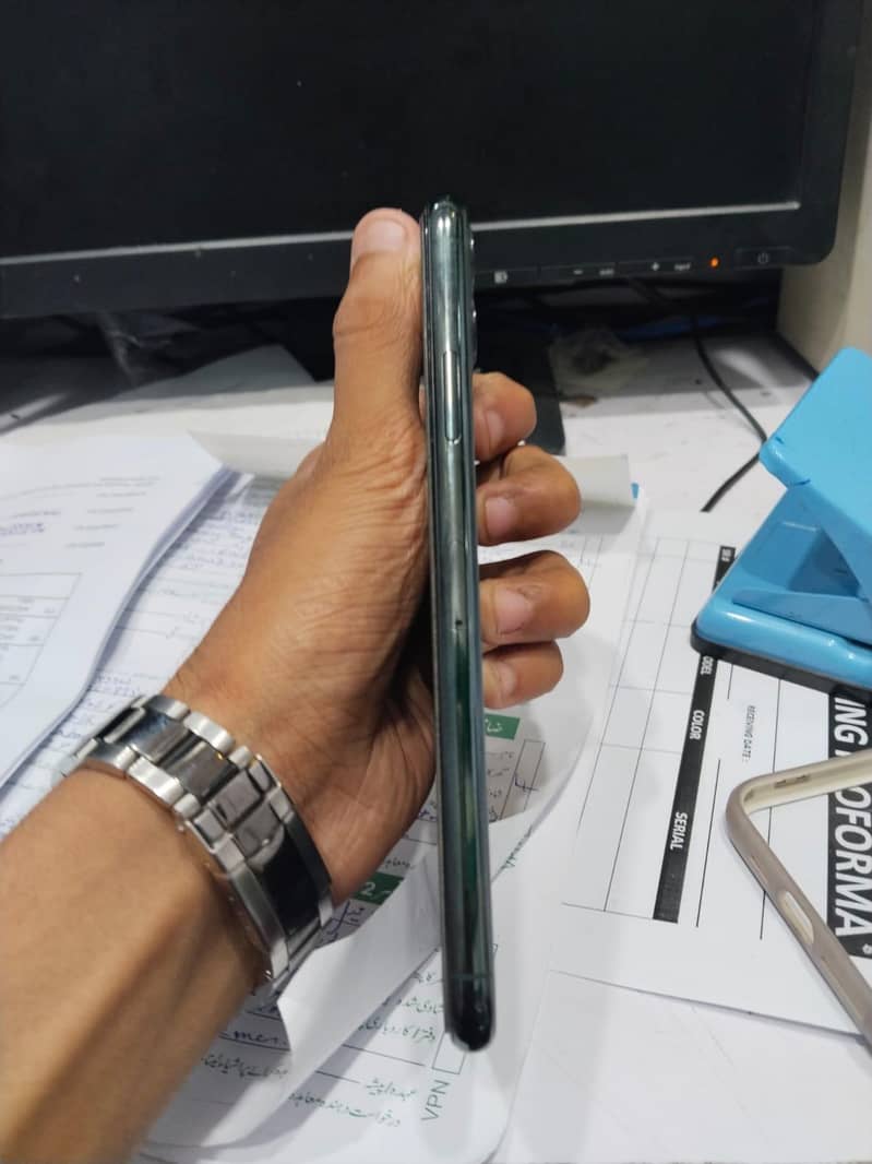 Iphone 11 pro max 5