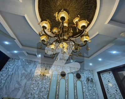 10 Marla Luxury House For Rent In Jasmine Block Bahria Town Lahore