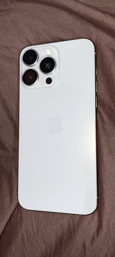 i phone 15 pro Max Brand new condition  Natural titanium with box