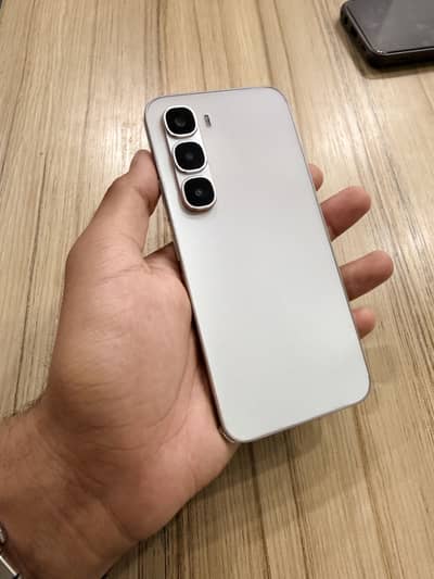 Infinix Hot 60 pro