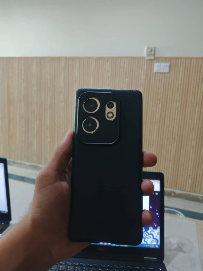 INFINIX ZERO 30 2