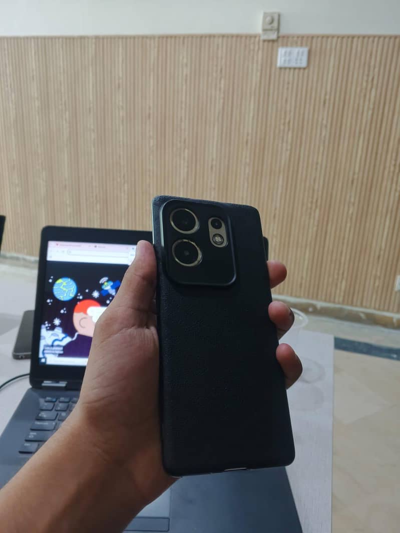 INFINIX ZERO 30 3