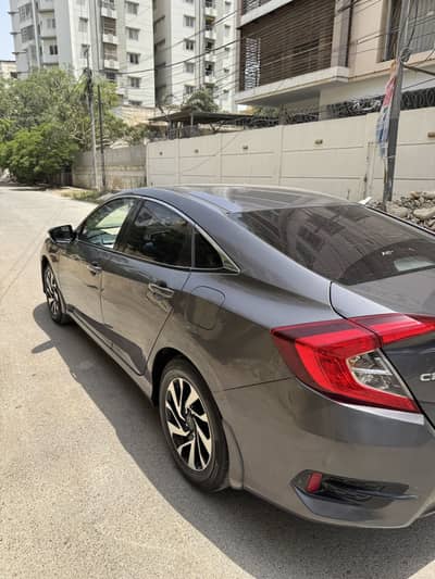 Honda Civic 2017 Oriel UG
