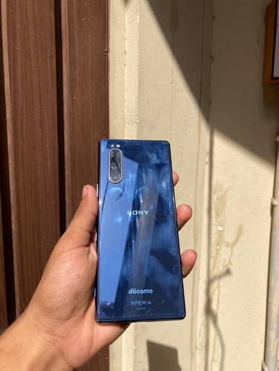 Sony xperin 5 mark 1 official pta all okay 6/64 exchange possible