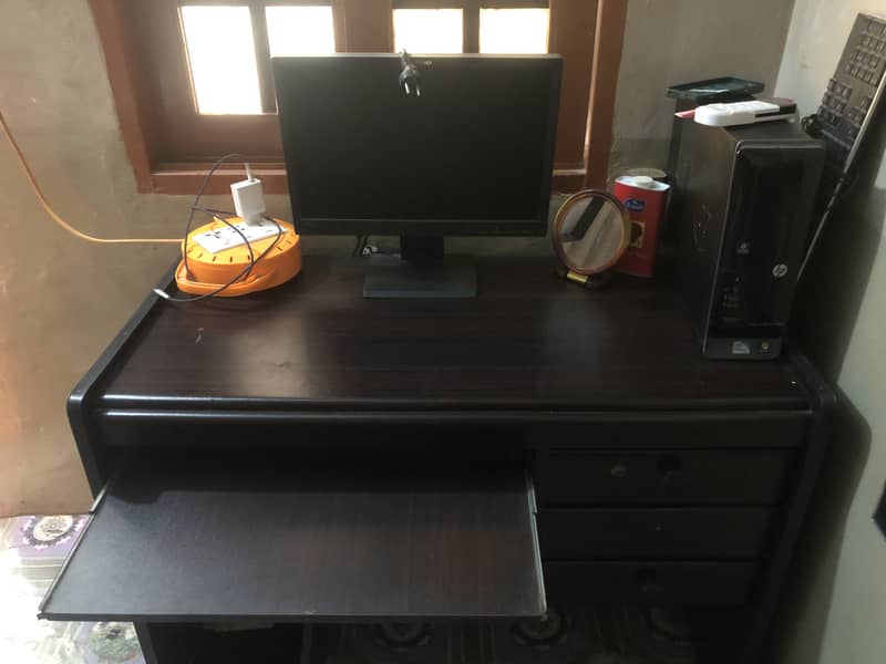 Computer table 2