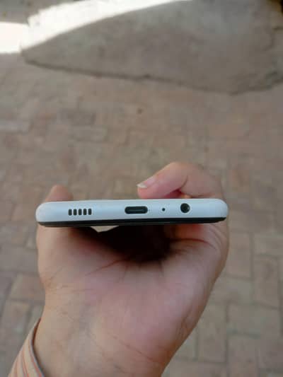 Samsung A12