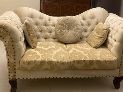7 seater sofa set with table