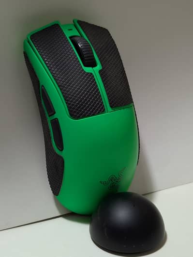 DEATHADDER V4 PRO (GREEN EDITION)