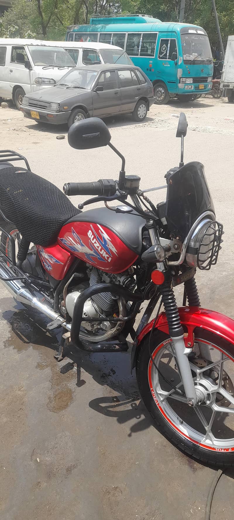 Suzuki 1