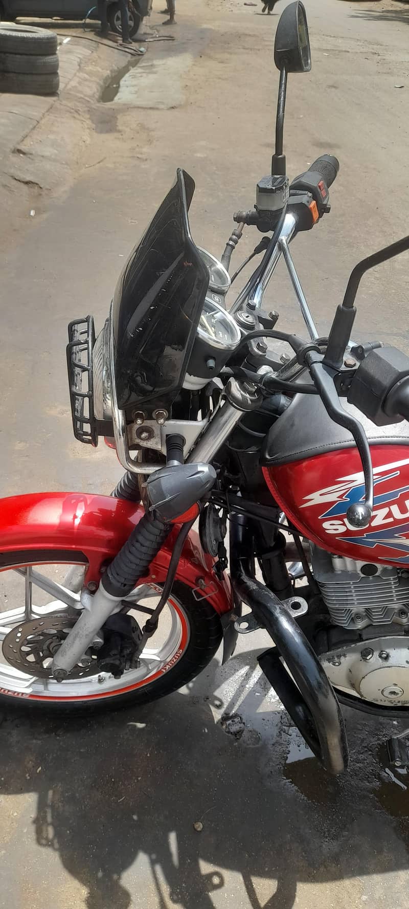Suzuki 4