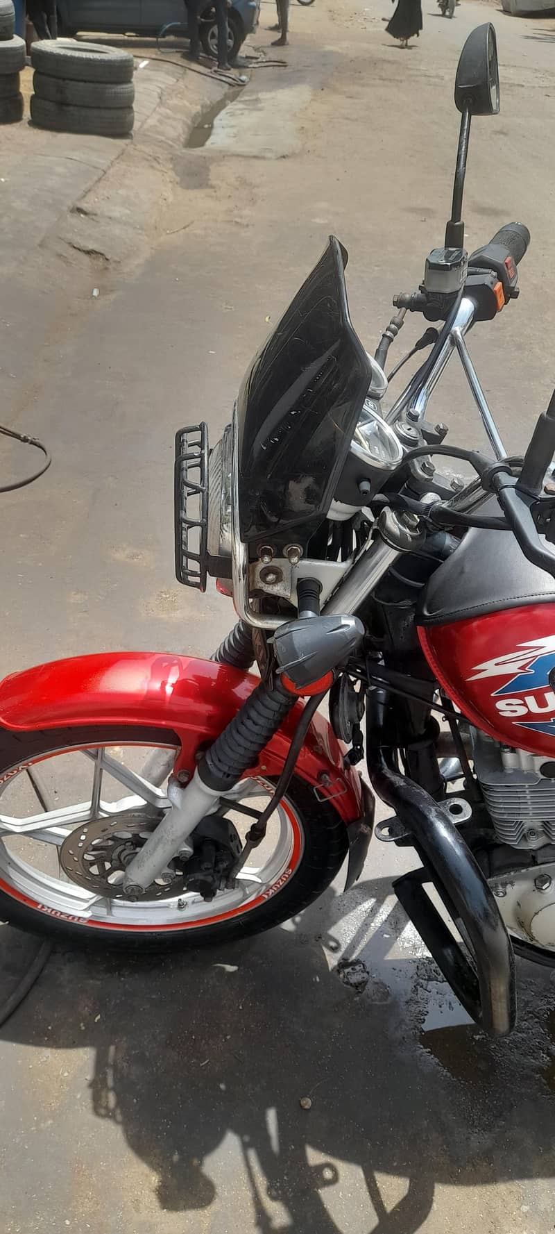 Suzuki 8