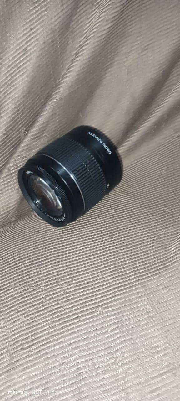 DSLR EOS1300D 3