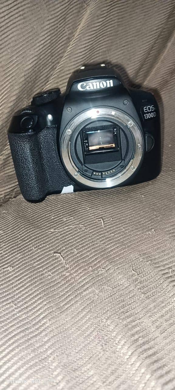 DSLR EOS1300D 5
