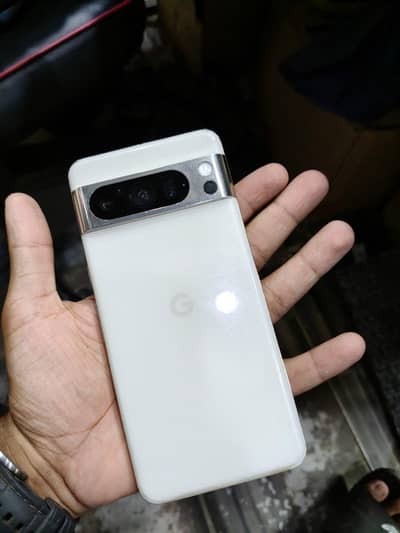 Google Pixel 8 Pro