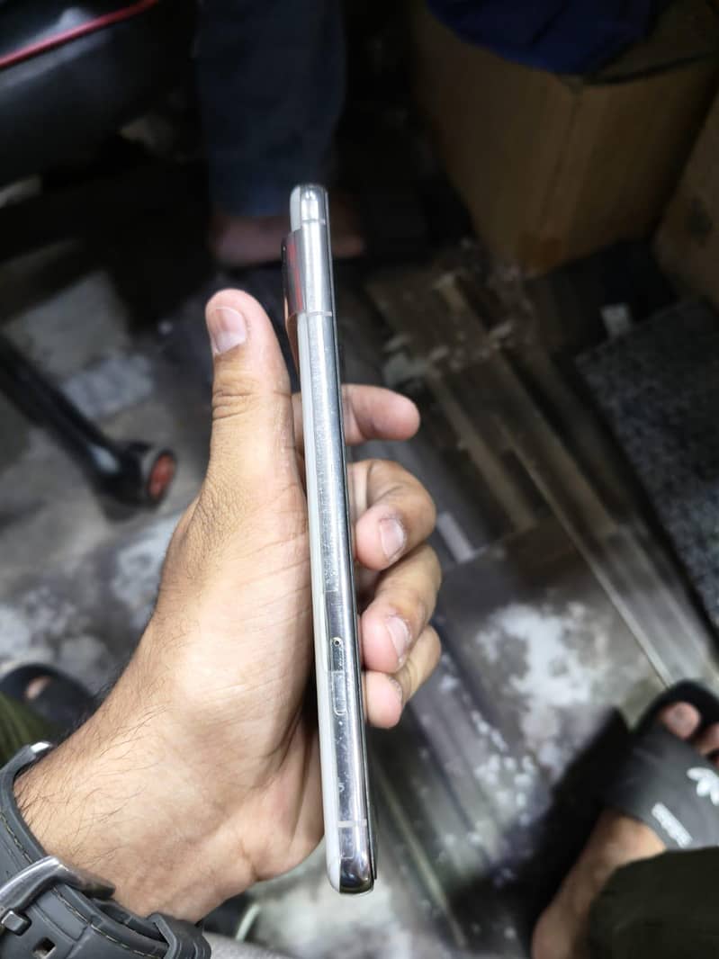 Google Pixel 8 Pro 1