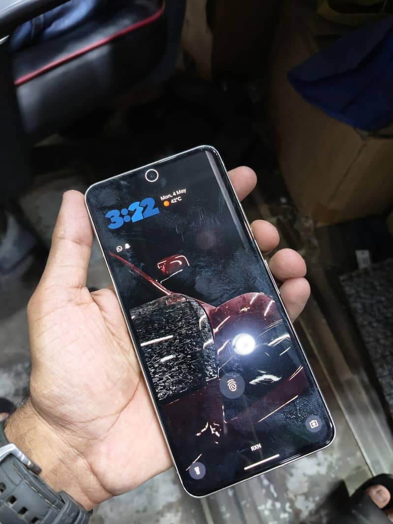 Google Pixel 8 Pro 2