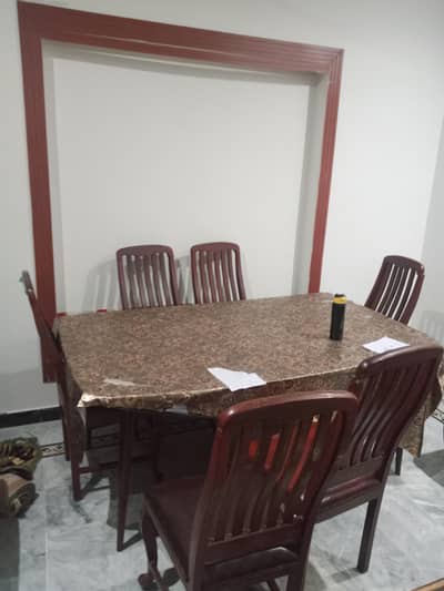 dinning table with chairs