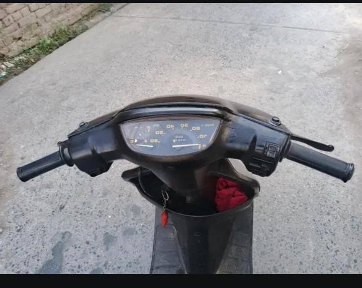 Scooty 1