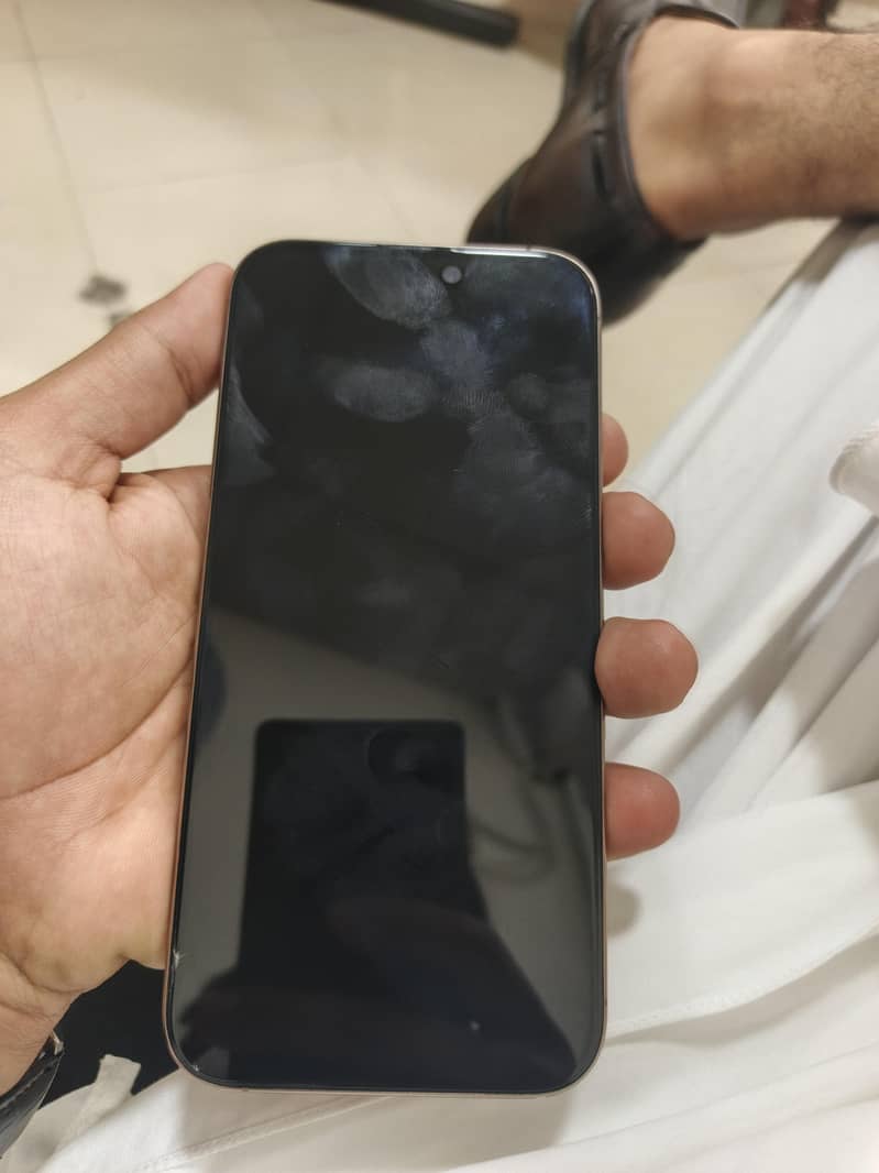 iphone 16pro max 1