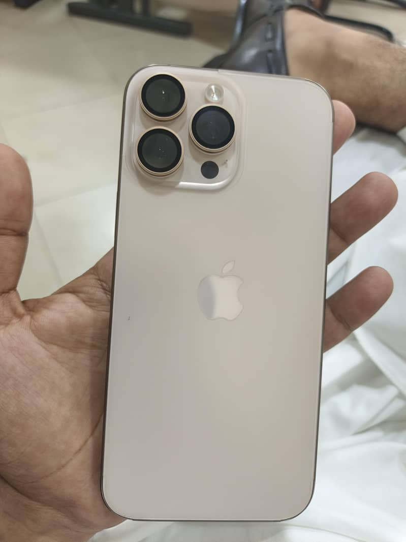 iphone 16pro max 5