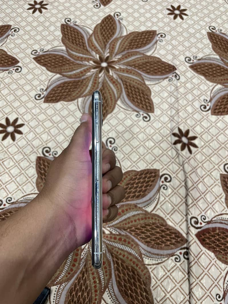 Iphone 11 Pro Max 1