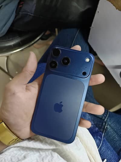 Iphone XR converted 17pro  03008877237