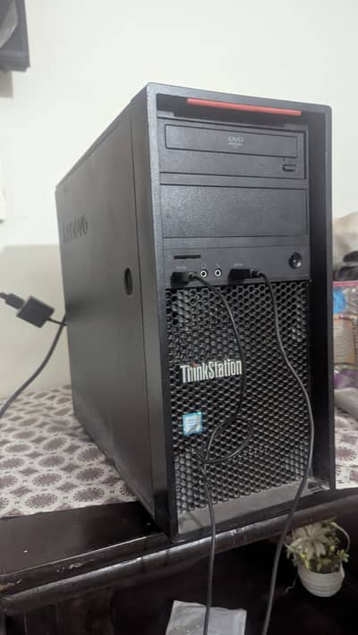 Lenovo ThinkStation P410 Workstation