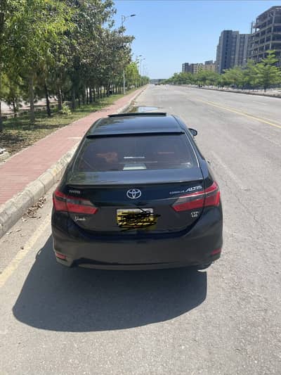 Toyota Corolla grande 2016