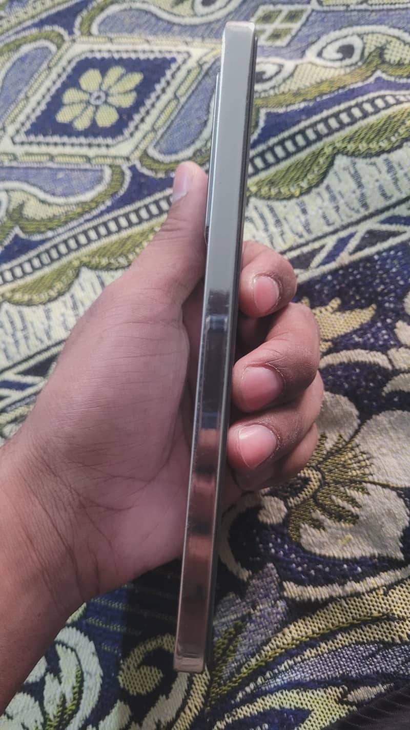 infinix note 40 4