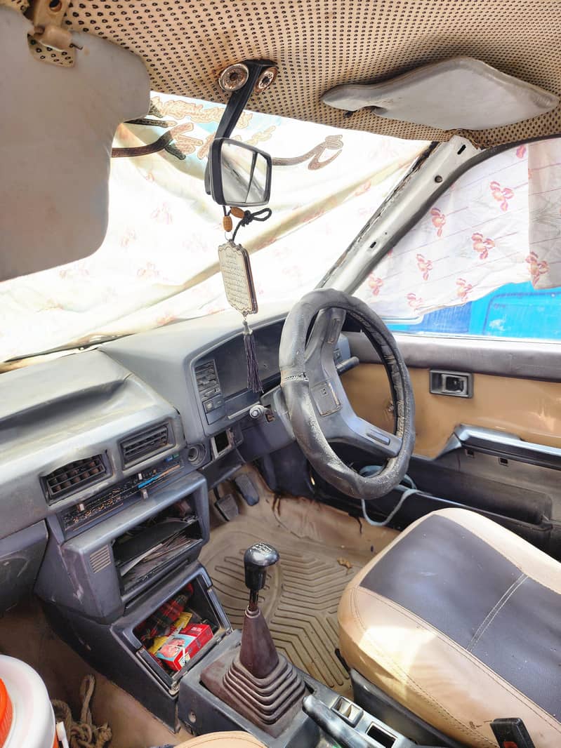 Corolla 1986 7