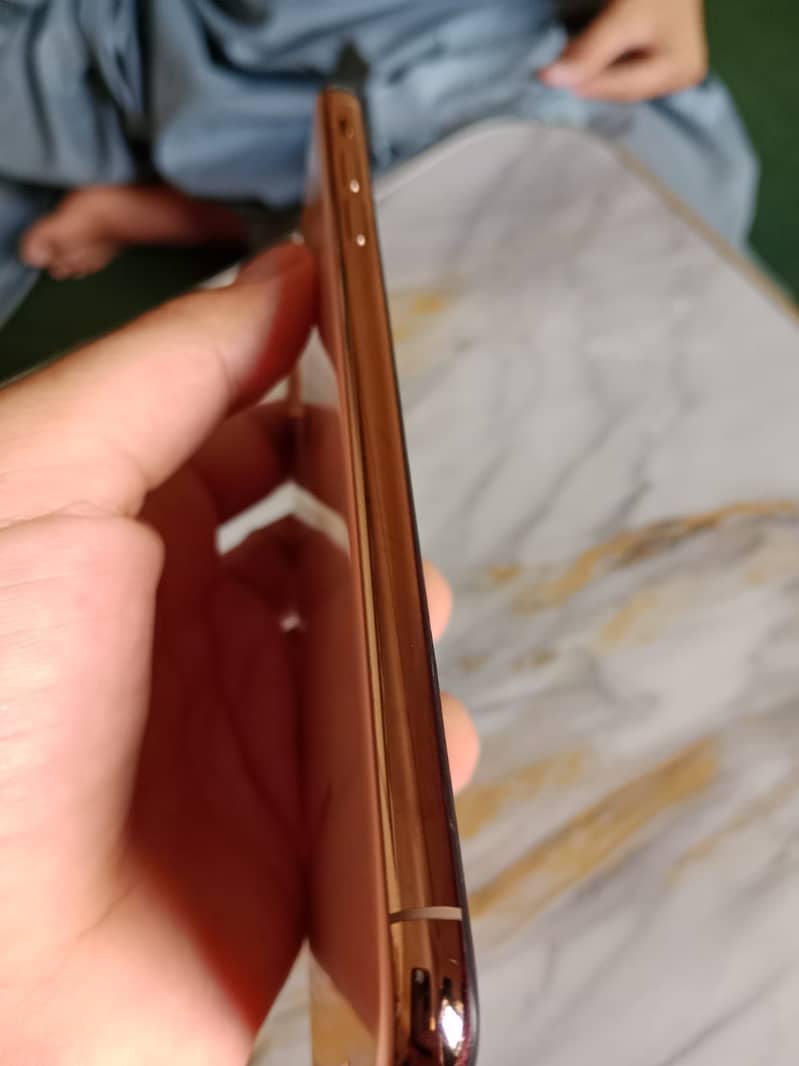 iPhone xs max 1