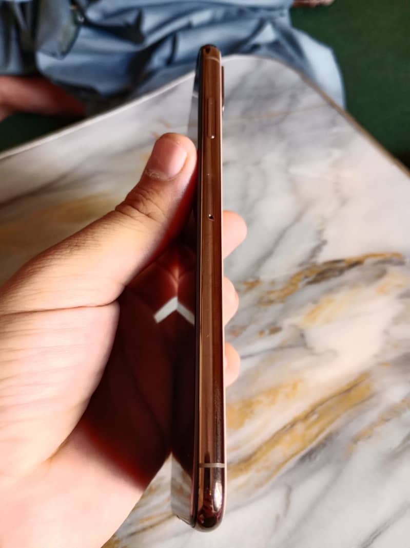 iPhone xs max 5