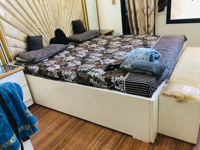 bedroom set for sale