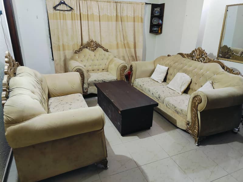 Sofa set 0