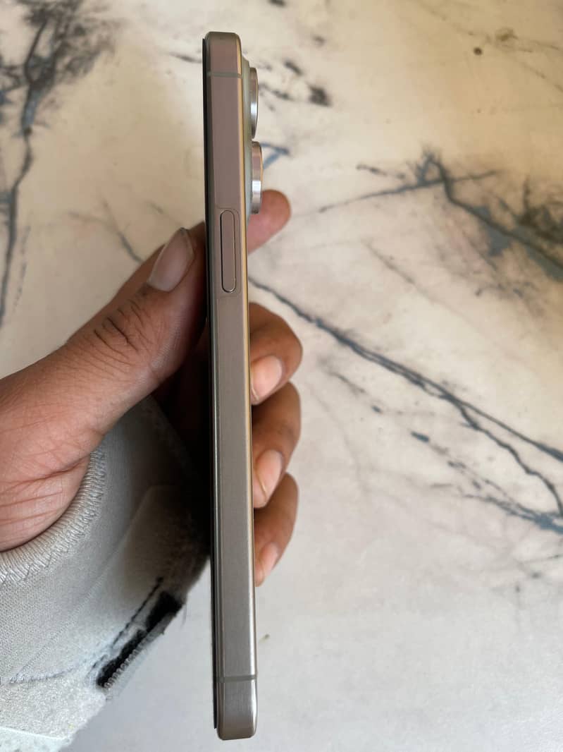 Iphone 15 Pro Max(Approved) 0